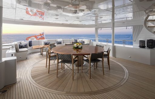 second love superyacht alfresco dining