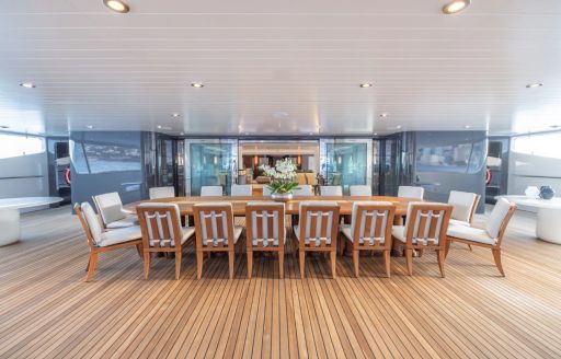 Alfresco dining table onboard charter yacht CARINTHIA VII