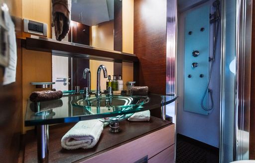 Master en suite on board charter yacht NAMI