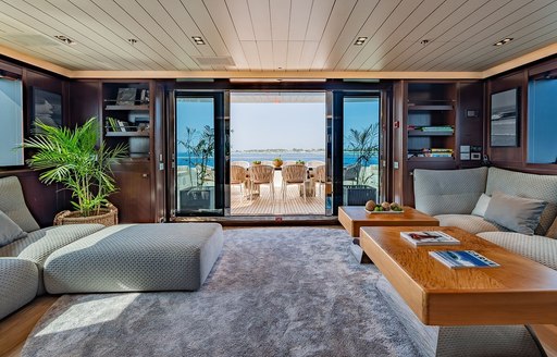 Charter yacht GALILEO interior lounge