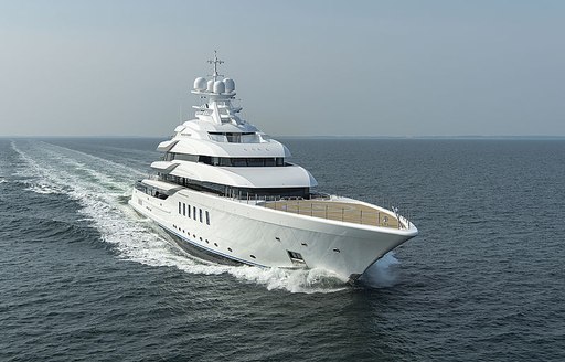 Lurssen luxury yacht MADSUMMER underway