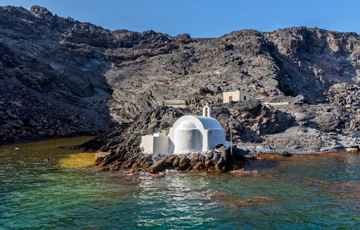 santorini hot springs