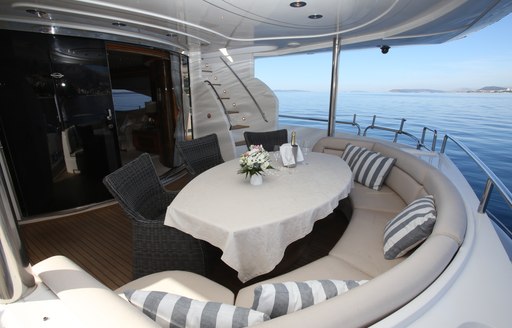 Alfresco dining on board charter yacht BABY I