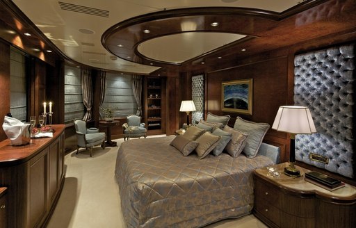 Master stateroom on board O'MEGA