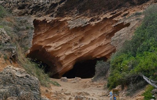 Caló del Moro Mallorca cave