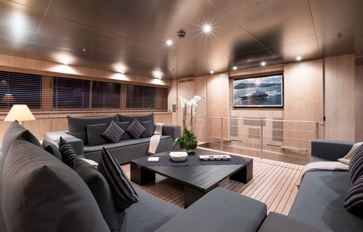 main salon on superyacht mariu (attending pop-up montenegro superyacht show)