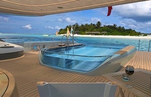 Sundeck Jacuzzi on board charter yacht KENSHO