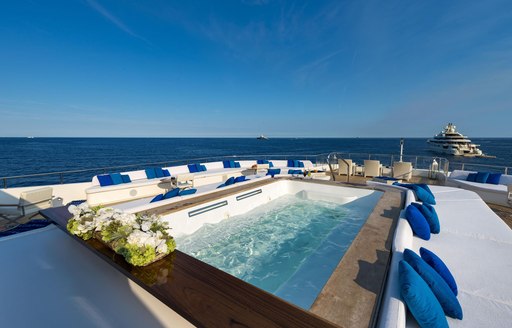 Yacht Serenity's huge swimming pool