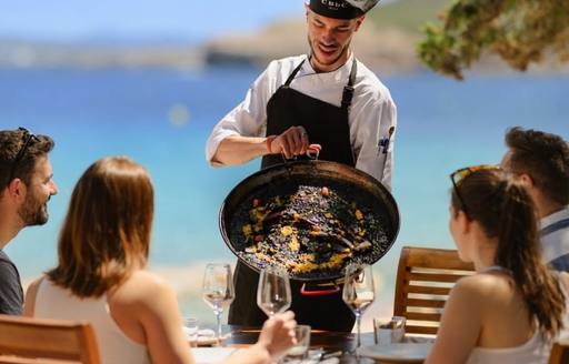 Ibiza - Cala Bassa food people