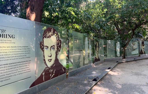 Jardín Botánico - Histórico La Concepción Malaga signs