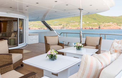 Superyacht charter LUCKY LADY exterior seating