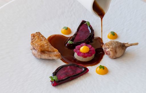 YĒVO by Bill & Coo Mykonos food