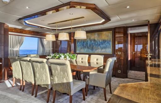 Superyacht charter BLUE SYMPHONIE interior dining area