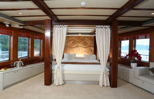 The full-beam master cabin on board sailing yacht LAMIMA