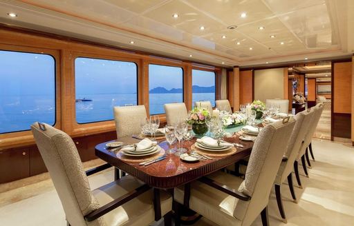 Superyacht charter LUCKY LADY interior dining area