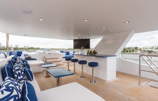 Superyacht charter TANZANITE sun deck overview