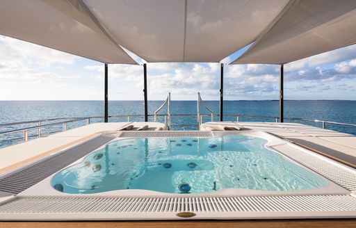 Superyacht charter ARTISAN deck Jacuzzi