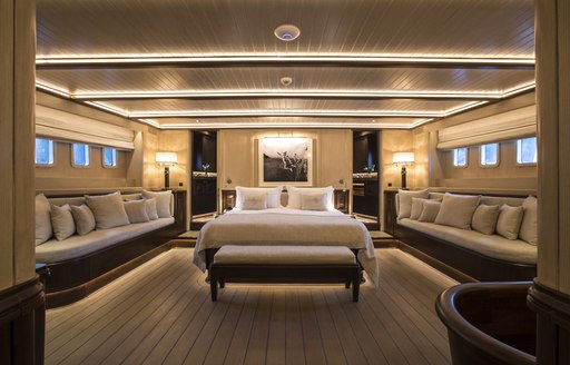 Master suite onboard SY Satori