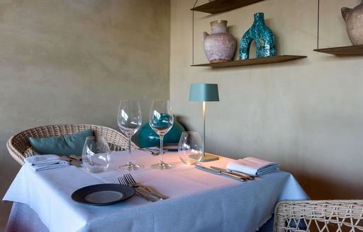 La Table de Mina Porto-Vecchio dining table