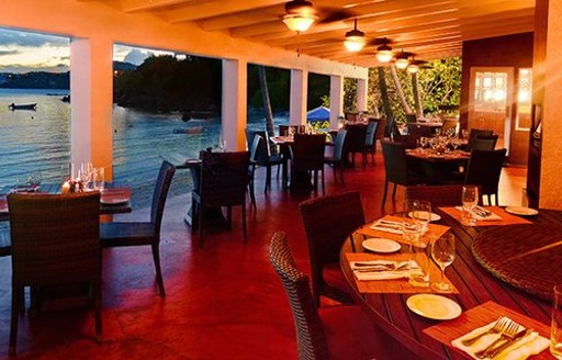 Beach Restaurant Sunset Grille