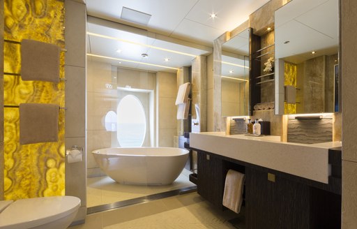 Guest en suite on board charter yacht NIRVANA