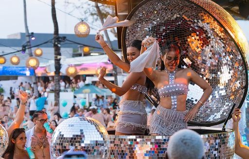 Finns VIP Beach Club Indonesia outdoor, people