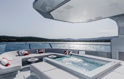 Sundeck Jacuzzi onboard MY Bold