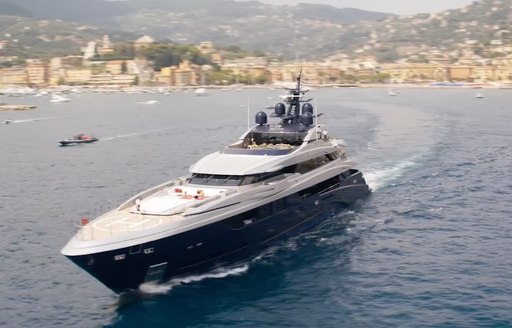 motor yacht sarastar in the french riviera