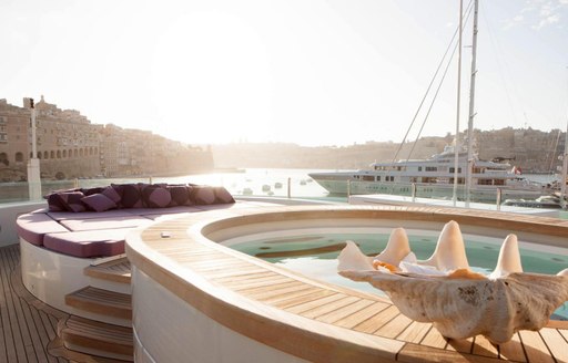 Jacuzzi on sundeck of St David