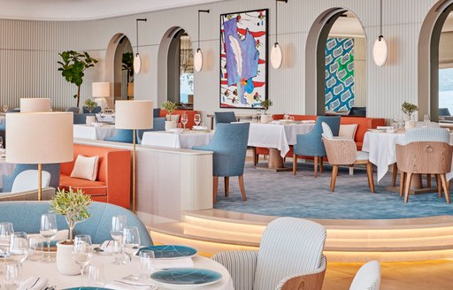 Louroc Restaurant Antibes dining area