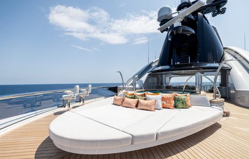 Charter yacht KISMET sun pads