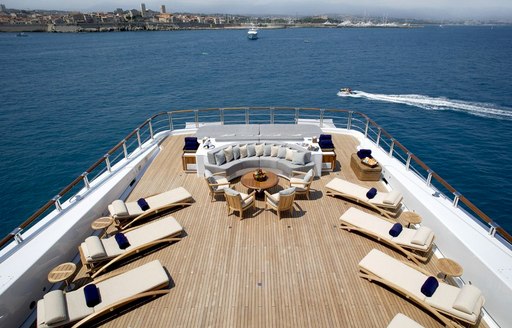 wheels superyacht aft deck seating