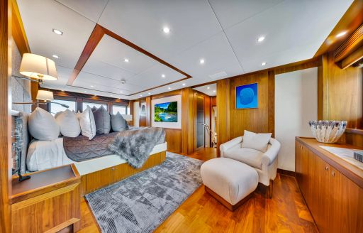 Charter yacht NATURAL 9 master cabin overview