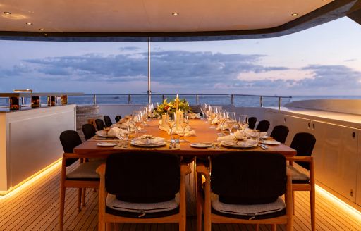 Charter yacht PAPER MOON exterior dining area