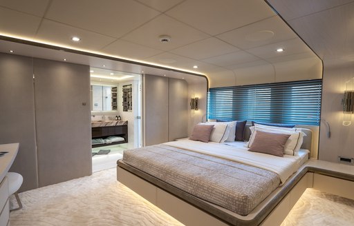 Double cabin onboard MY Snow 5