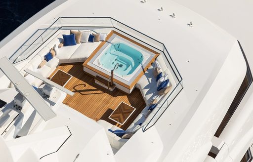 superyacht madsummer jacuzzi