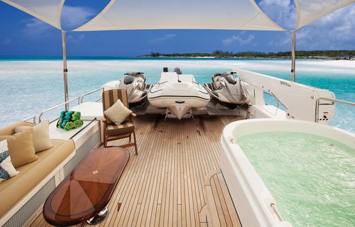 Charter yacht SECOND LOVE exteriors and Jacuzzi
