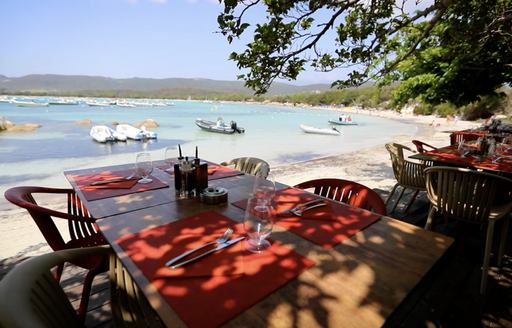 U Santa Marina Porto-Vecchio beachfront dining area