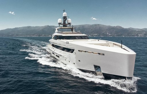 Superyacht Binta D'Or underway