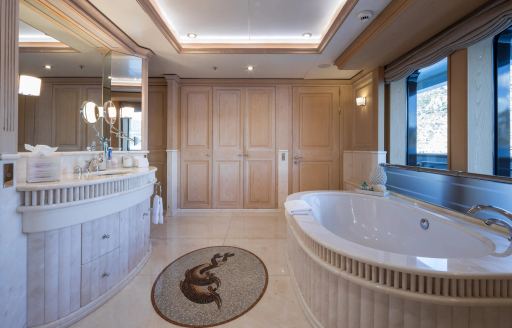 Ensuite facility onboard charter yacht BOADICEA