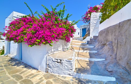 Beautiful Oia town in Santorini, Greece