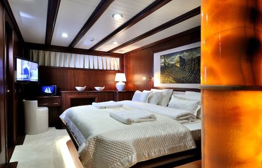 Spacious master suite on sailing yacht REGINA