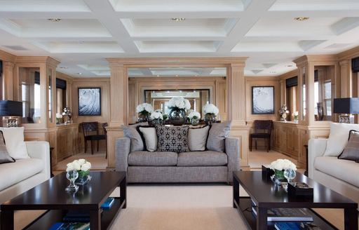 Overview of the main salon onboard charter yacht Shake N Bake TBD