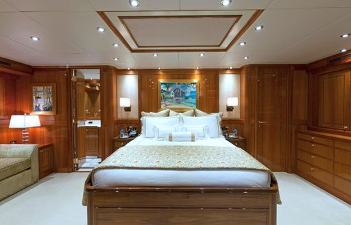 Superyacht TEMPTATION Offers Special Charter Rate In The Bahamas photo 2