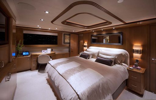 Luxury yacht W master stateroom, with office area 