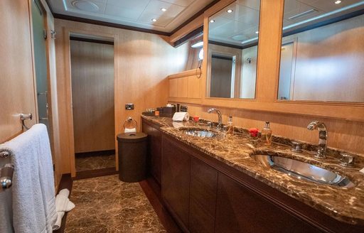 luxury yacht free spirit en suite bathroom