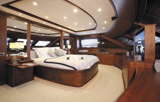 timeless styling in the master suite of luxury yacht SEABLUE’Z
