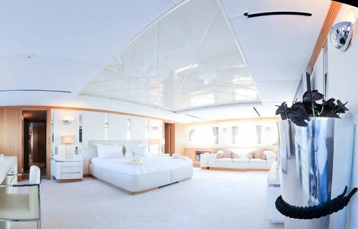 master cabin of motor yacht magna grecia