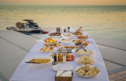 BOLD yacht hosts beach picnic in the bahamas