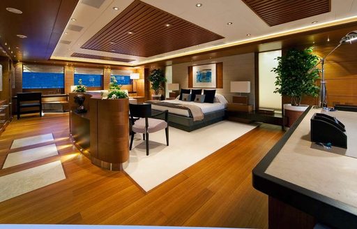 idyllic master suite on board superyacht Mary-Jean II 